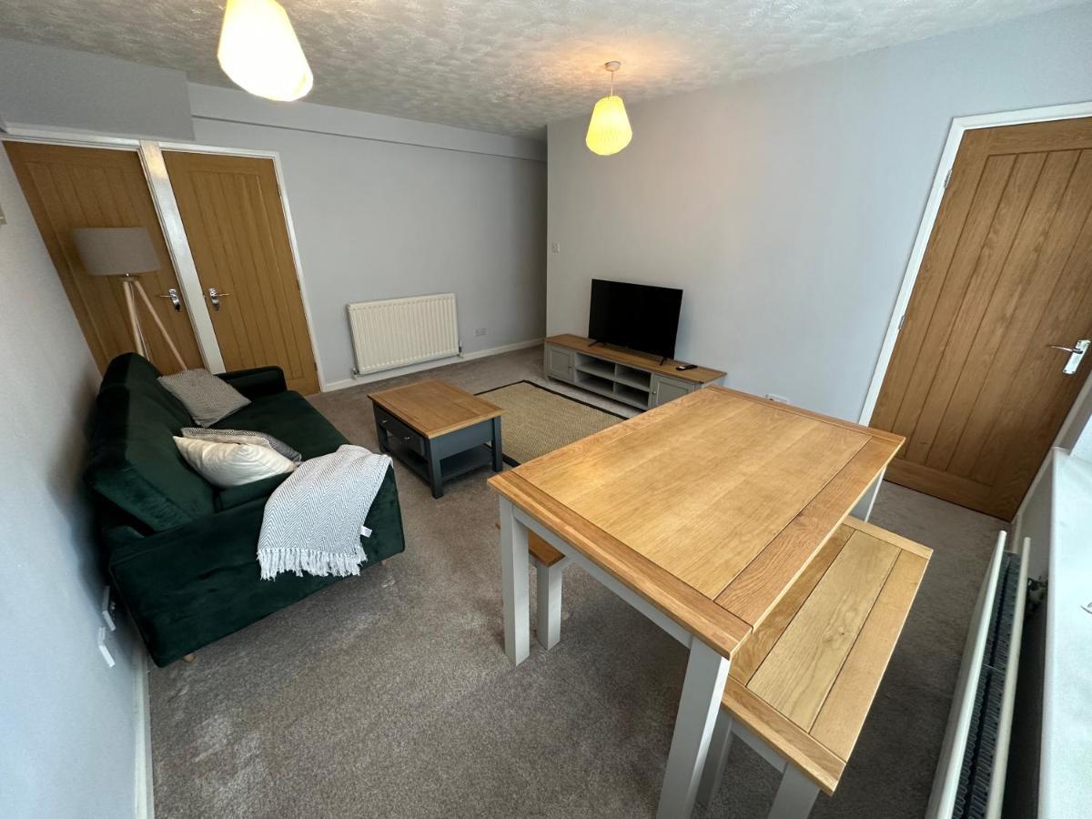 Cosy, 2 Bedroom Cottage In Guisborough Town Centre מראה חיצוני תמונה