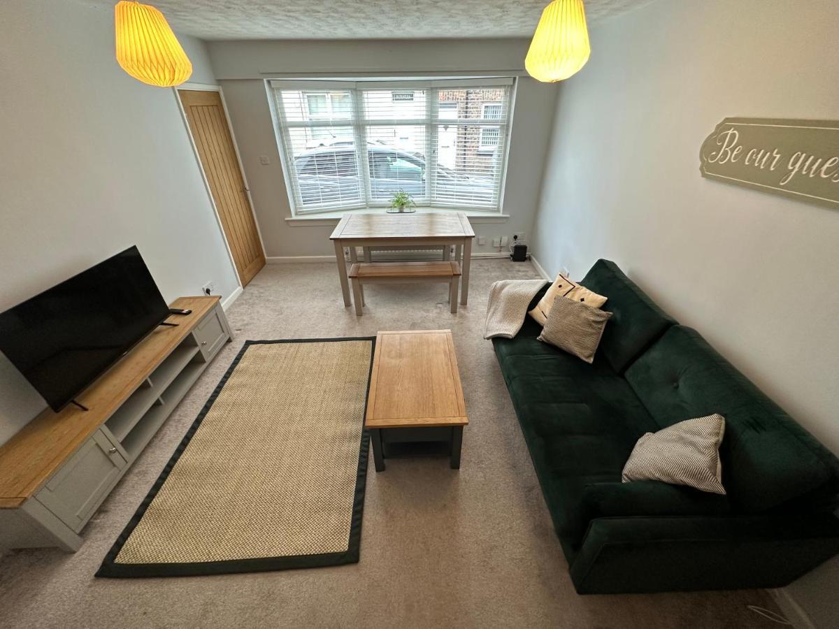 Cosy, 2 Bedroom Cottage In Guisborough Town Centre מראה חיצוני תמונה